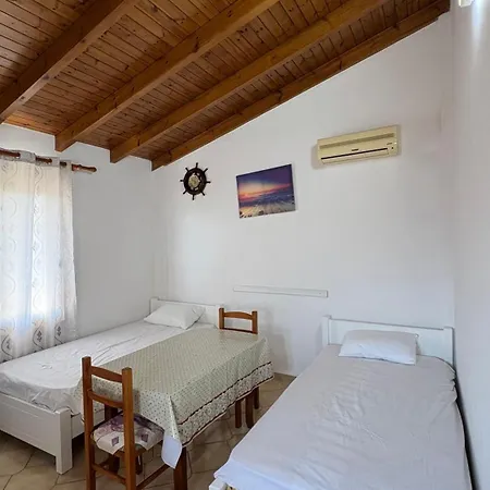 Neli's Apartment